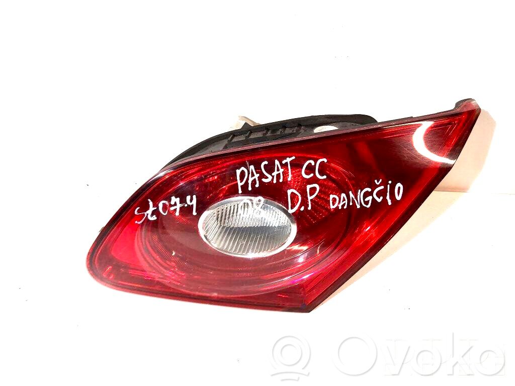 Volkswagen PASSAT CC Lampy tylnej klapy bagażnika 