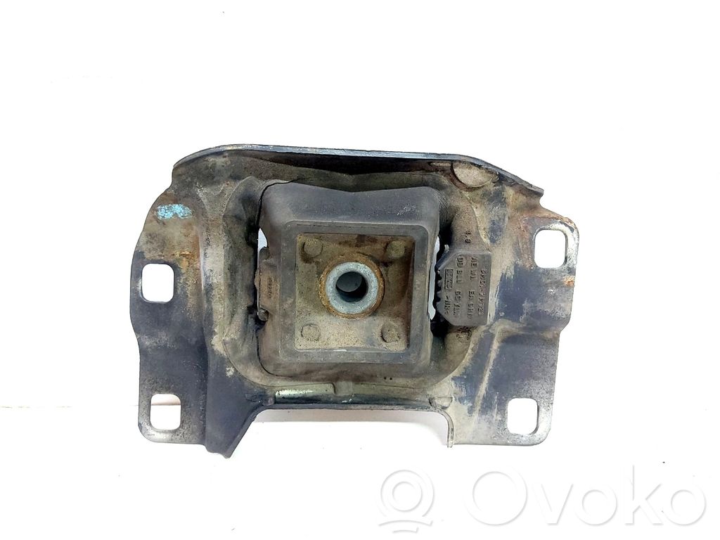 Volvo V50 Engine mount bracket 
