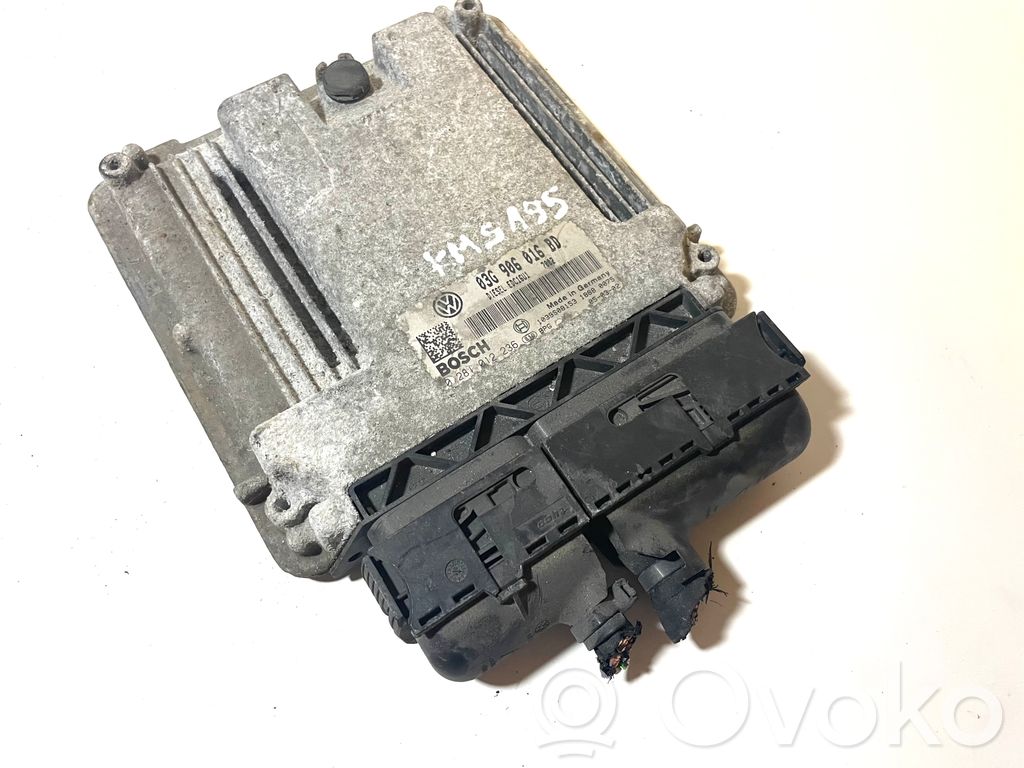 Skoda Octavia Mk2 (1Z) Engine control unit/module 
