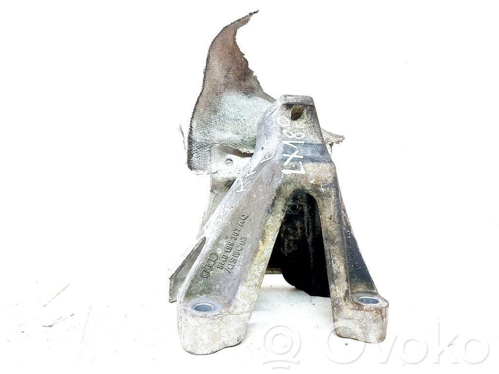Audi Q5 SQ5 8R Engine mounting bracket 
