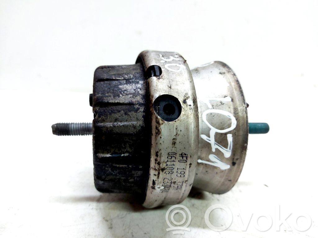 Audi A6 Allroad C6 Engine mount bracket 