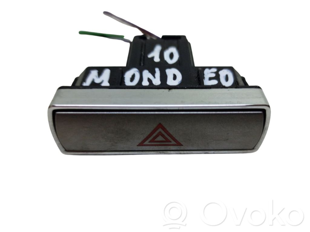 Ford Mondeo MK IV Hazard light switch 