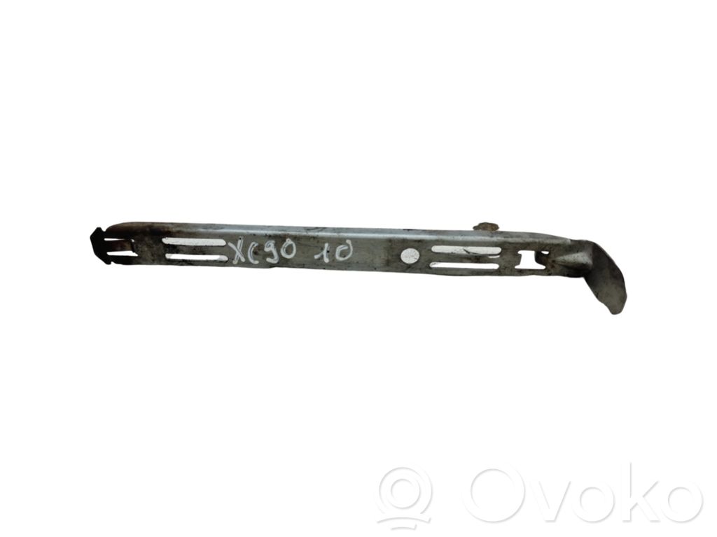 Volvo XC90 Headlight/headlamp mounting bracket 