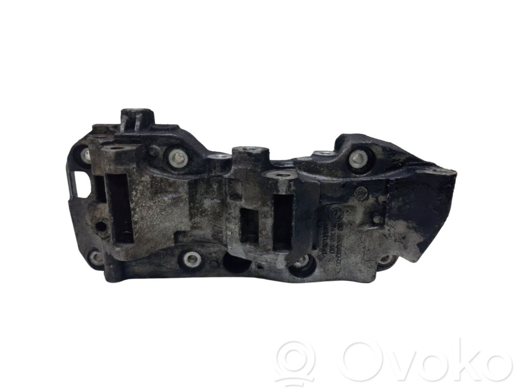 BMW 5 F10 F11 Generator/alternator bracket 