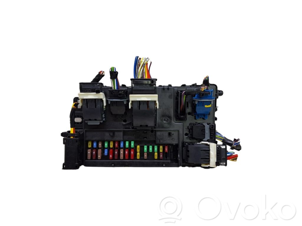 Ford Mondeo MK V Sulakemoduuli 