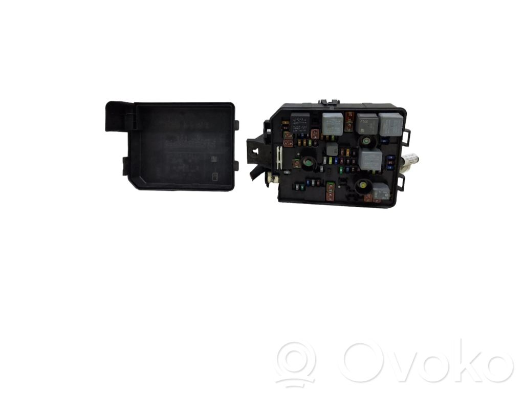 Opel Mokka Fuse box set 