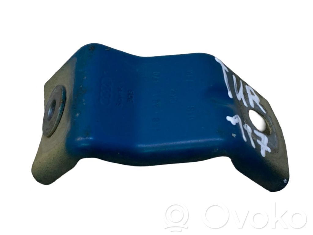 Audi e-tron Fender mounting bracket 