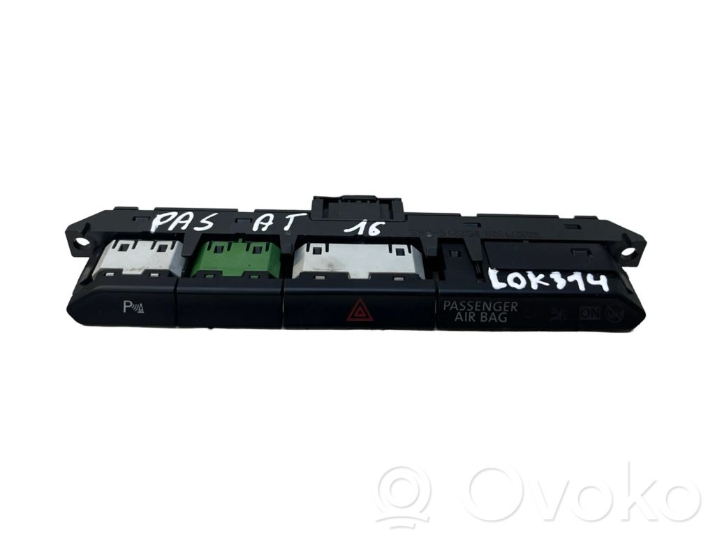 Volkswagen PASSAT B8 Un conjunto de interruptores 