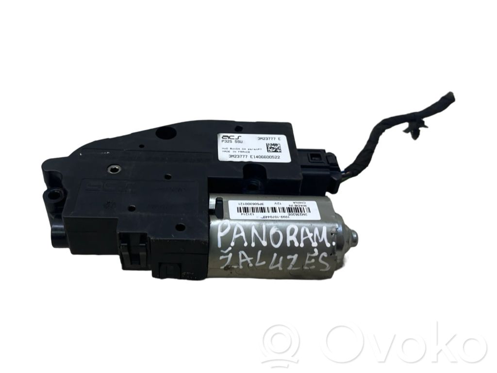 Nissan Qashqai Silniczek szyberdachu 