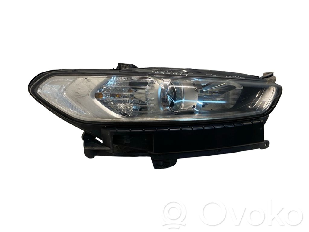 Ford Mondeo MK V Lampa przednia 