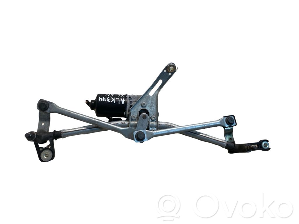 Volvo XC60 Front wiper linkage and motor 