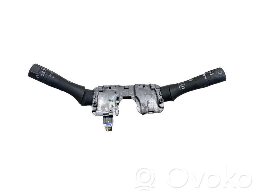 Nissan Juke I F15 Wiper turn signal indicator stalk/switch 