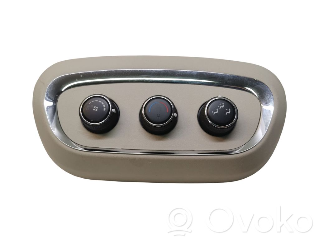Dodge Durango Climate control unit 