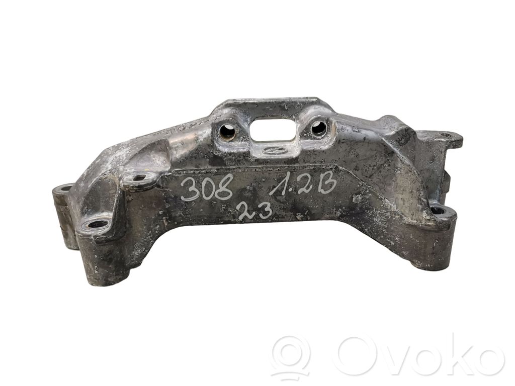 Peugeot 308 Engine mounting bracket 