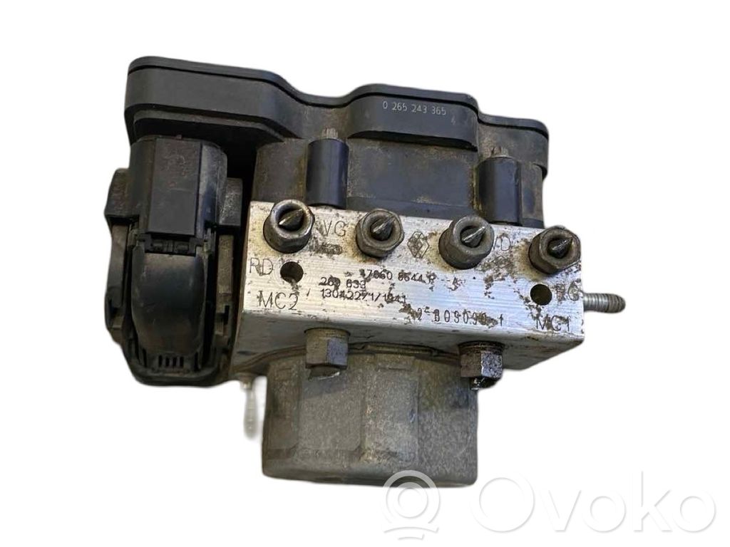 Renault Clio IV ABS Pump 