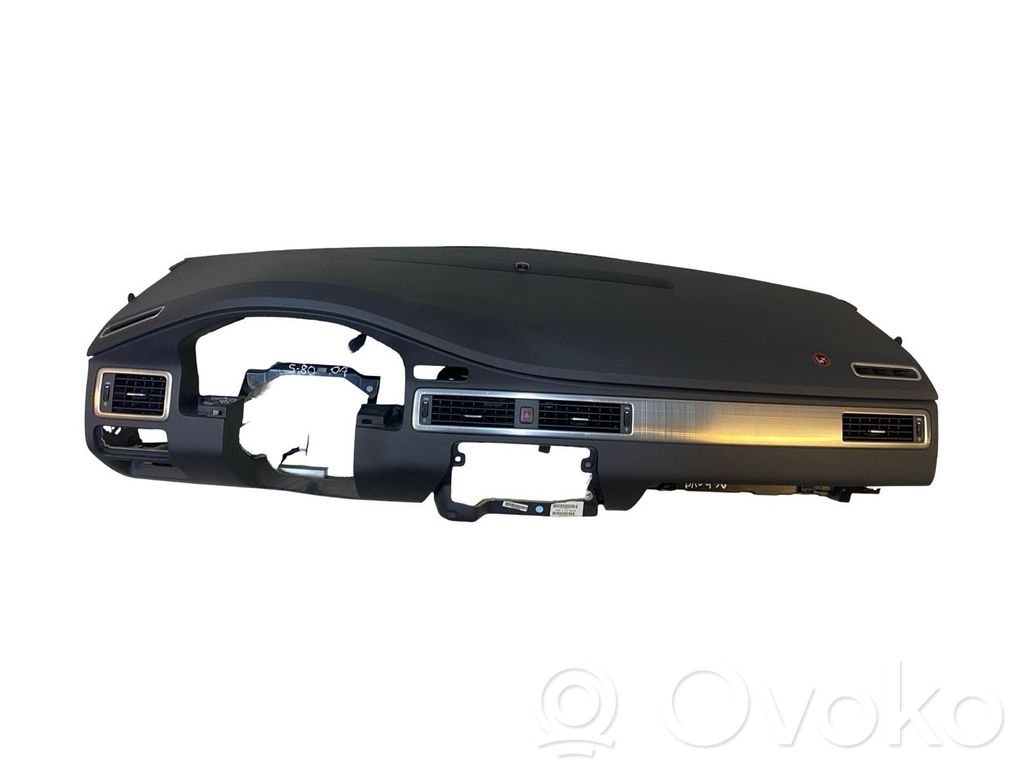 Volvo S80 Панель 