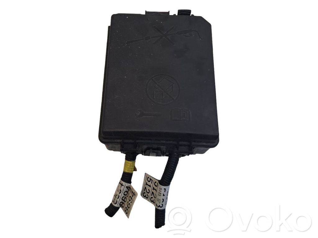 Opel Mokka Fuse box set 