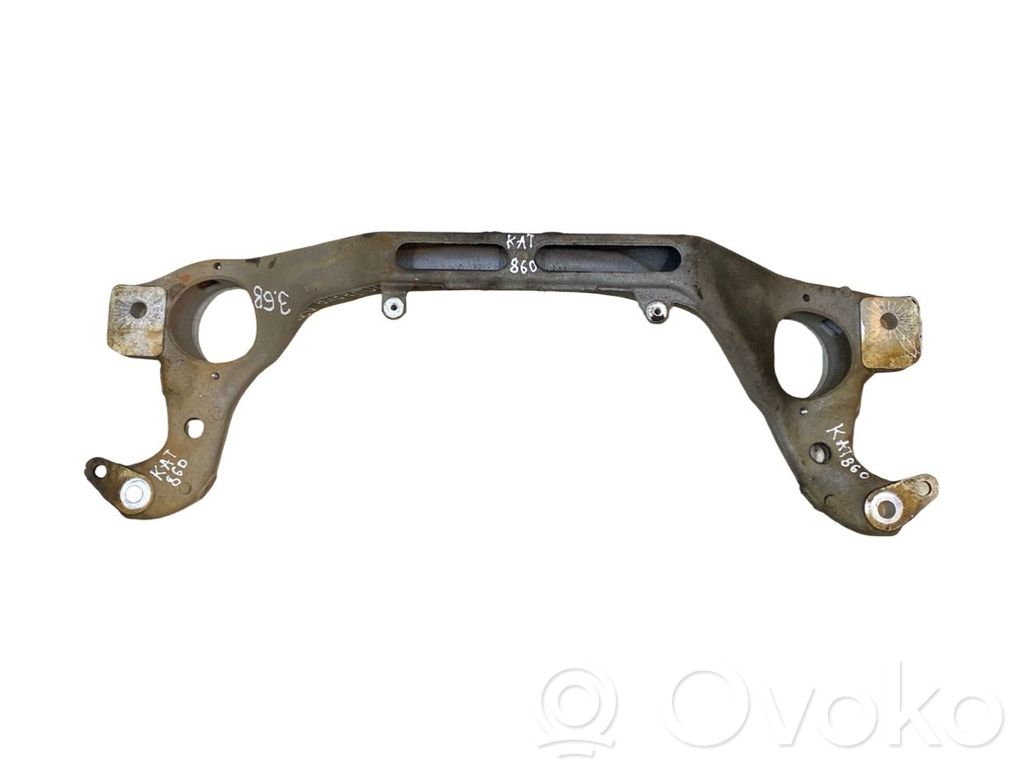 Volkswagen Touareg II Engine mounting bracket 