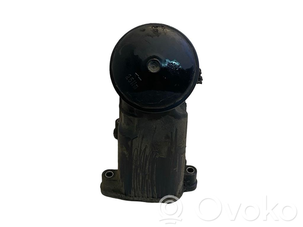 BMW 3 E90 E91 Oil filter mounting bracket 
