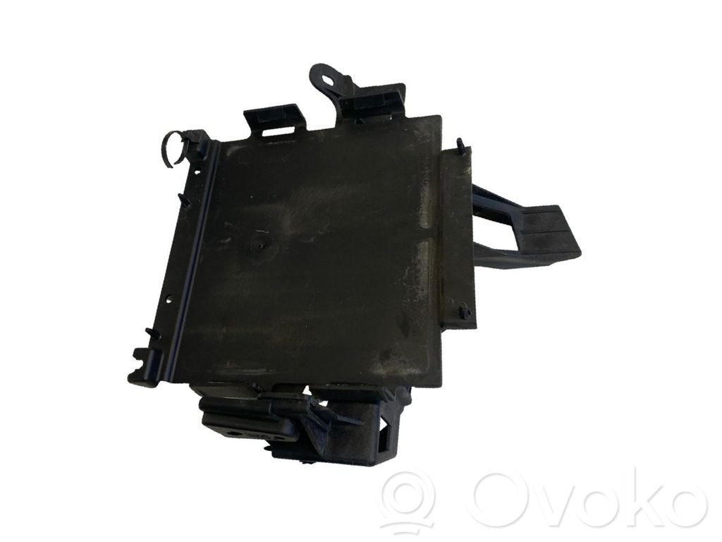 Opel Astra K Engine control unit holder 