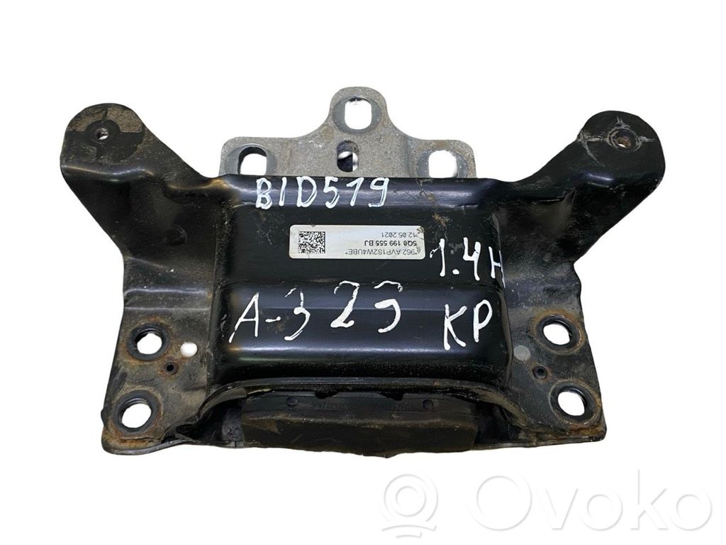 Audi A3 8Y Engine mount bracket 