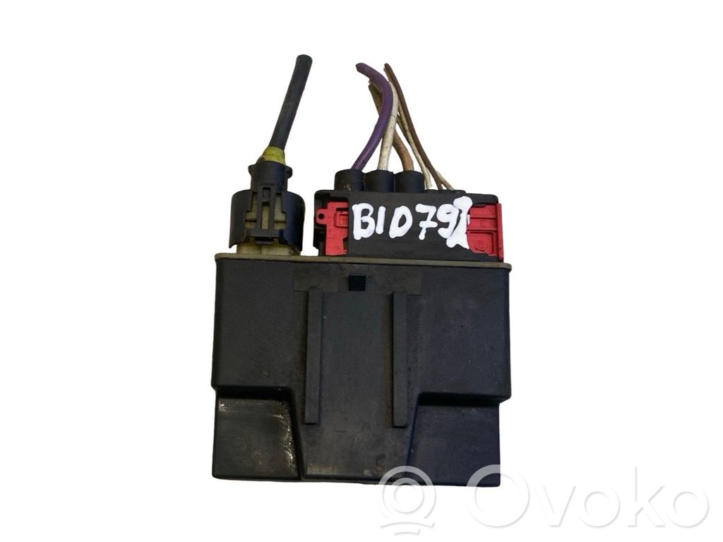 Peugeot Partner Glow plug pre-heat relay 