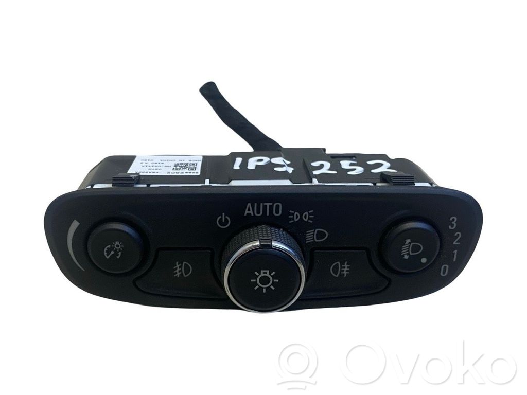 Opel Mokka X Light switch 
