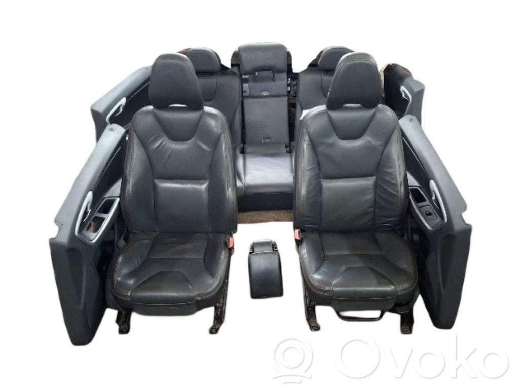 Seat set