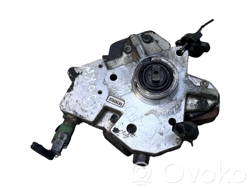 Volvo XC70 Fuel injection high pressure pump 
