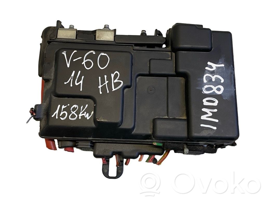 Volvo V60 Módulo de fusible 