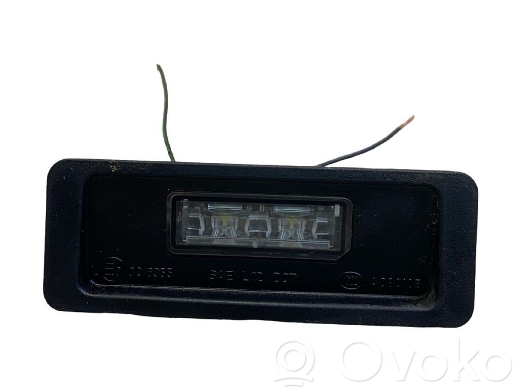 Volvo V40 Éclairage de plaque d'immatriculation 