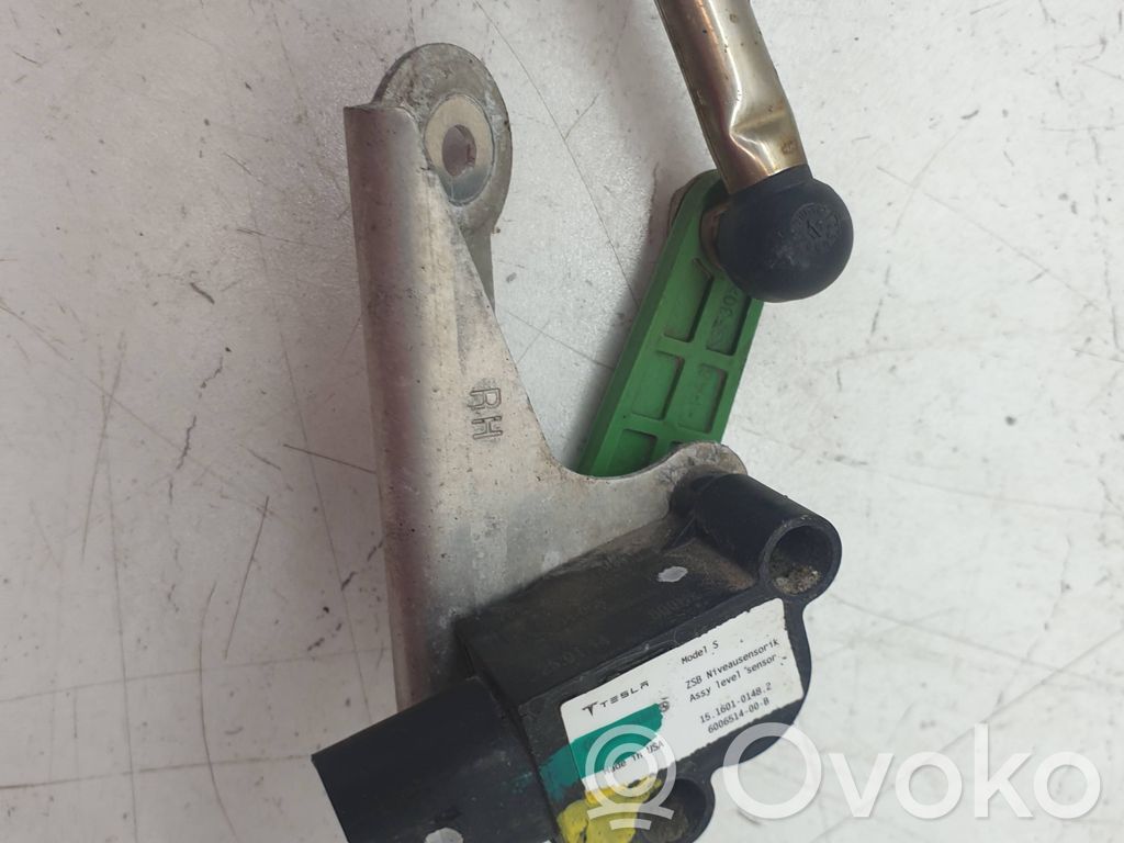 Tesla Model S Headlight/headlamp level sensor 