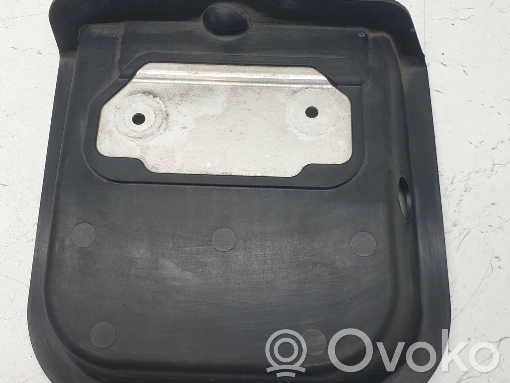 Tesla Model S Bagažinės apdailos dangtelis 