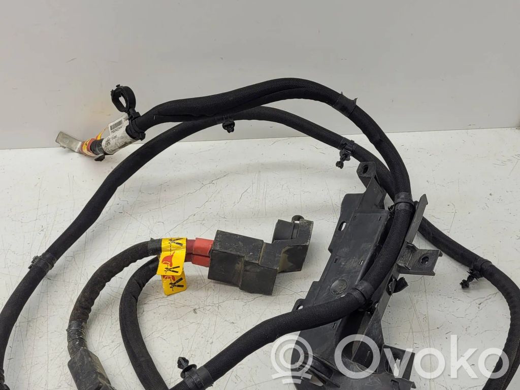Otros cableados   68242744AF,P68242744AF