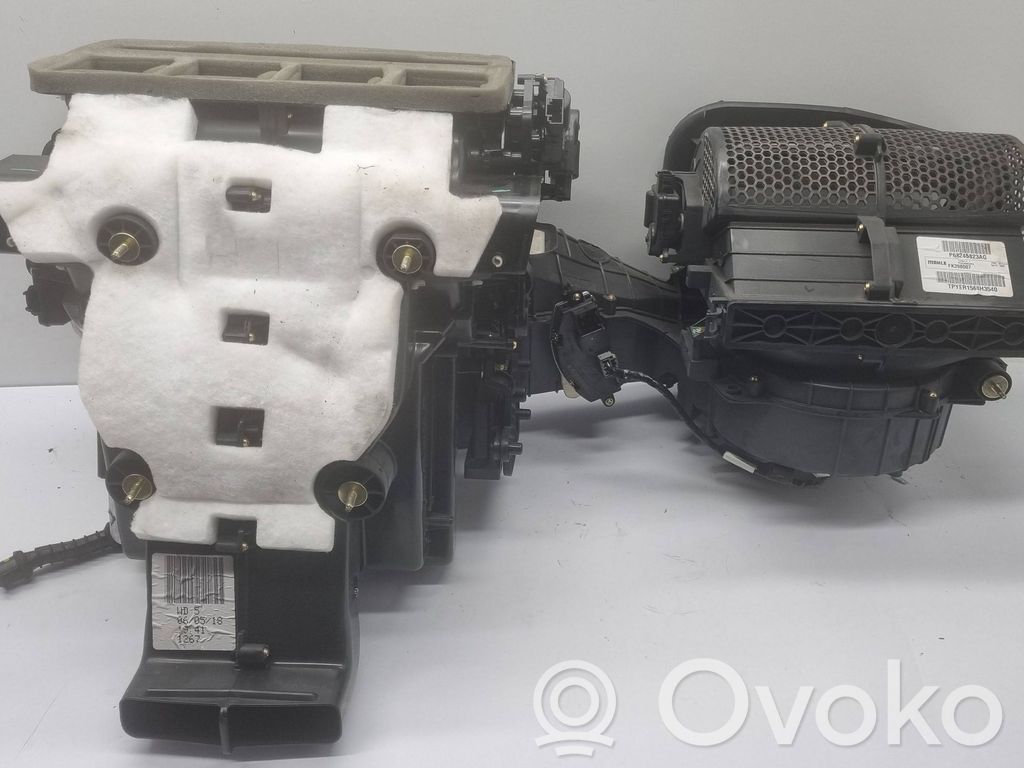 Nagrzewnica / Komplet   P68245823AG,FK398007,TPYHER1568H3540,68245823,P68245823