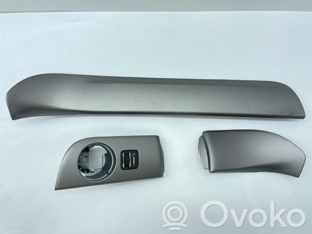Panel trim   X70005302RM,X70004603RM,X7013700RM