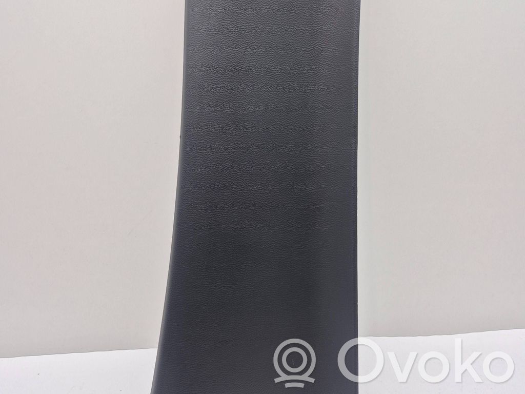 Ram 1500 (B) pillar trim (bottom) 