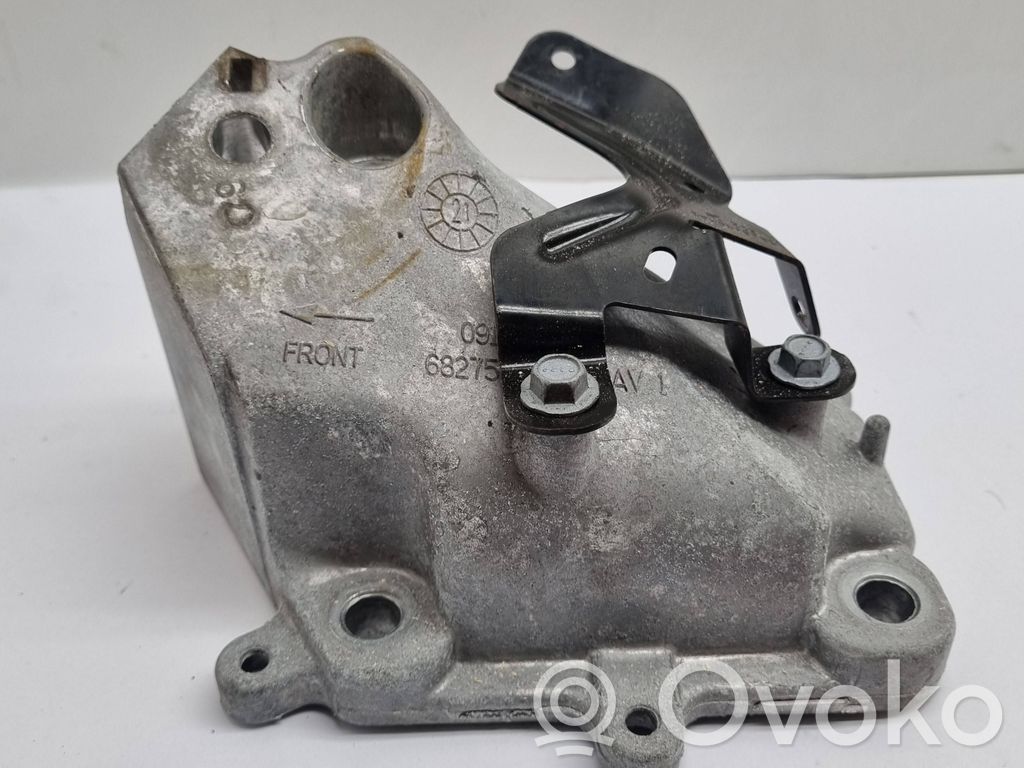 Dodge Durango Engine mounting bracket 