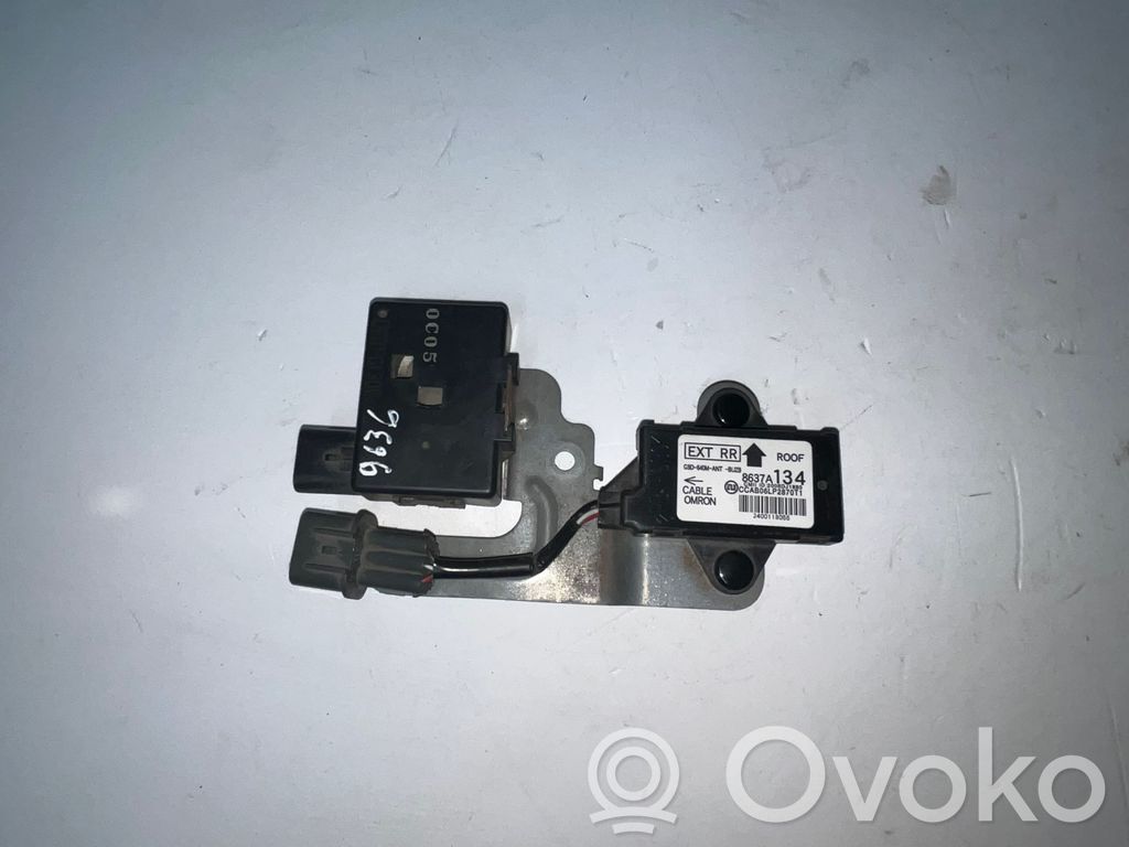 Mitsubishi Lancer Evolution X Antenos stiprintuvas 