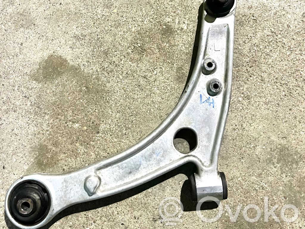 Front lower control arm/wishbone   MR554813