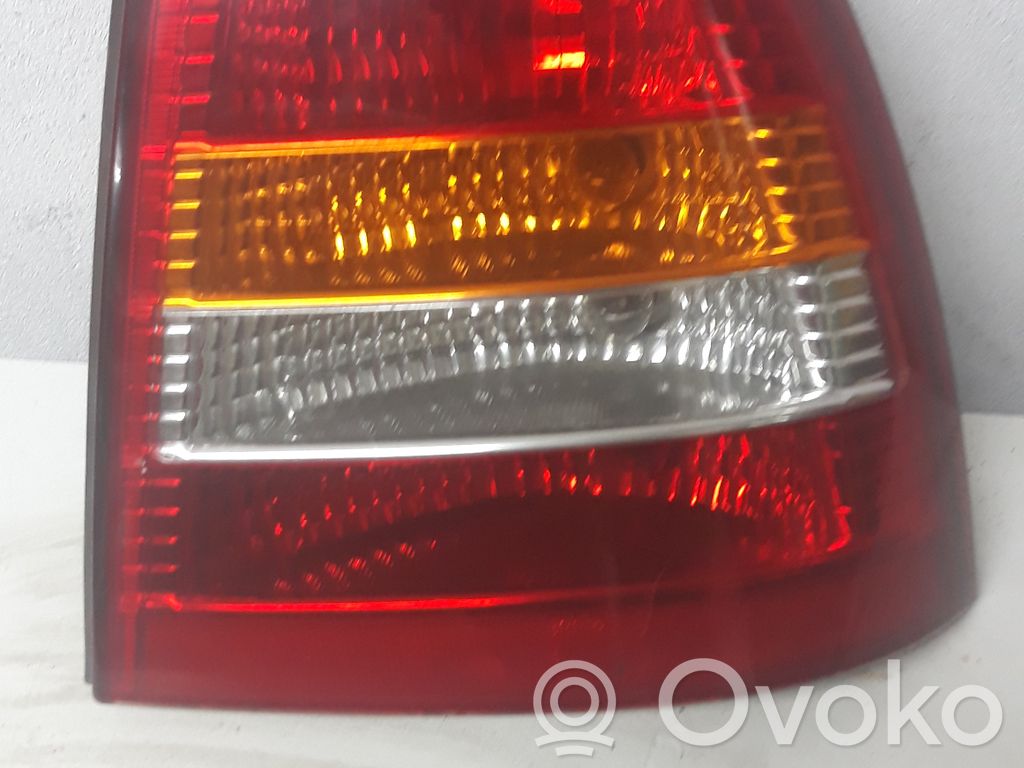 Rear/tail lights