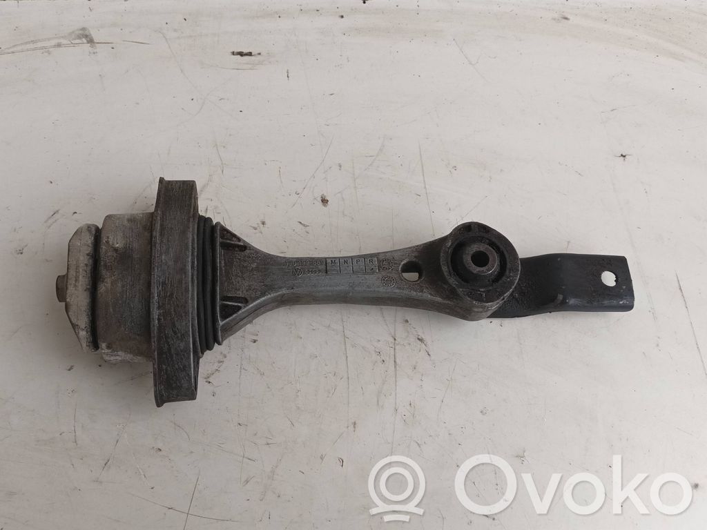 Volkswagen Golf IV Engine mount bracket 