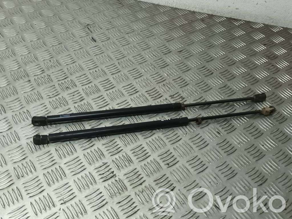 Opel Zafira A Amortyzator klapy tylnej bagażnika 