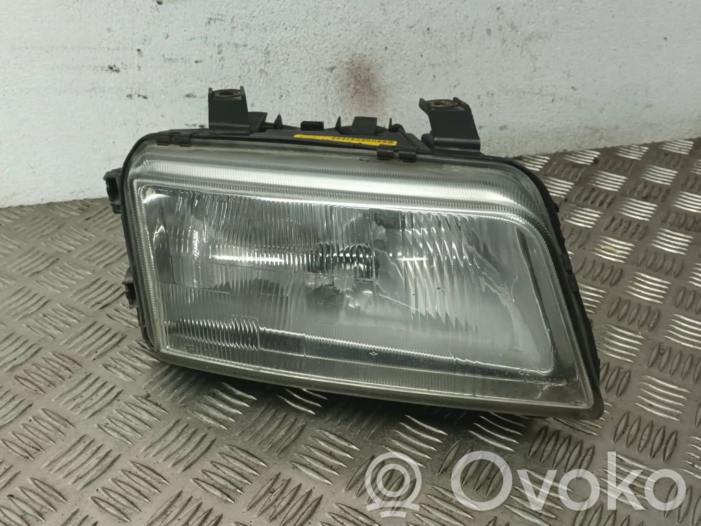 Audi A4 S4 B5 8D Scheinwerfer 