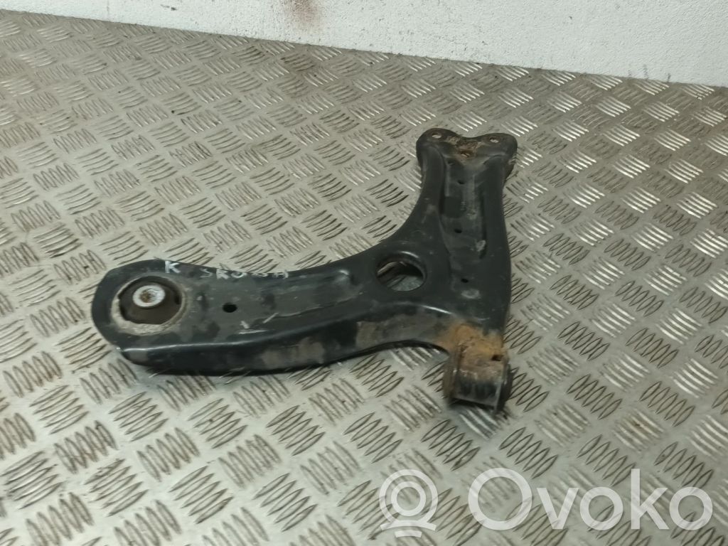 Skoda Fabia Mk2 (5J) Dolny wahacz przedni 