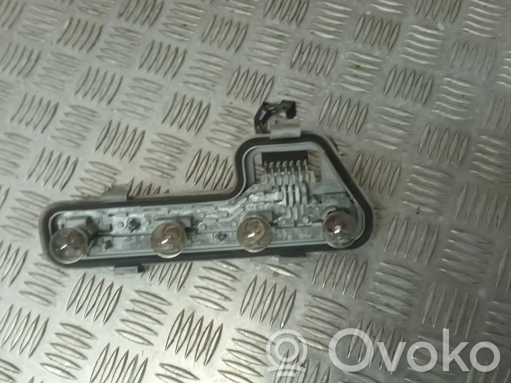 Opel Zafira A Galinio žibinto detalė 