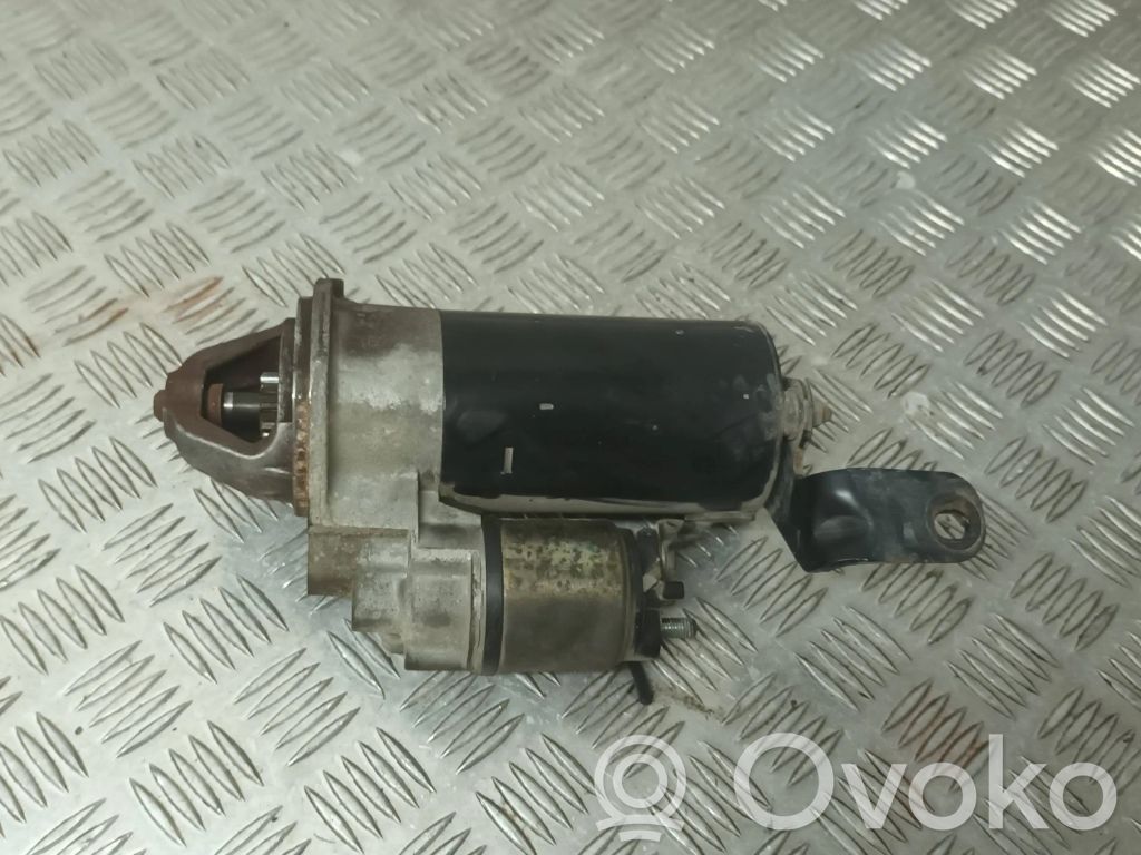 Opel Zafira A Starteris 