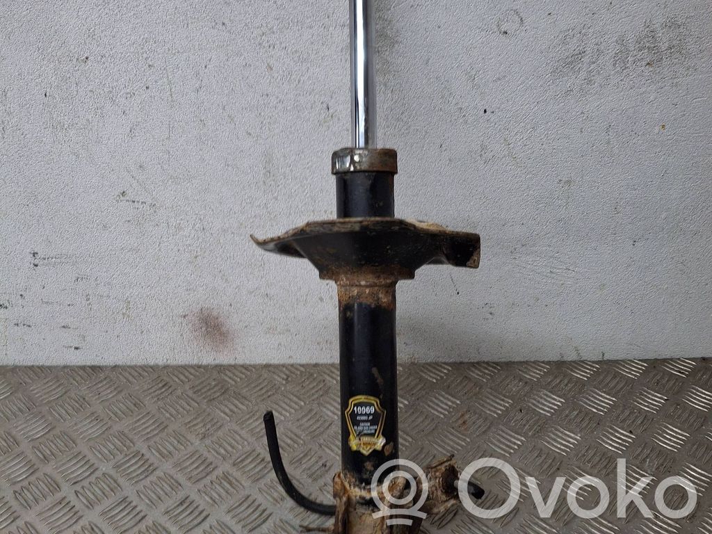 Nissan X-Trail T30 Front shock absorber/damper 