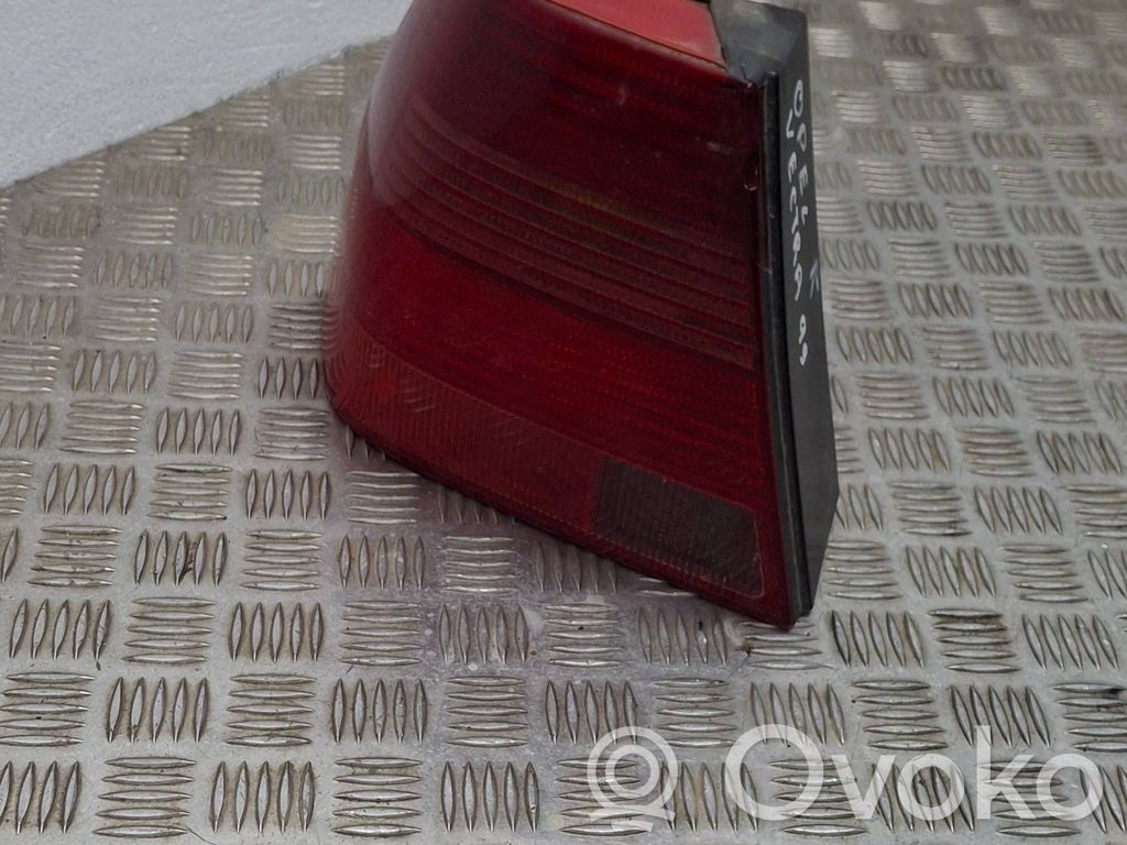 Rear/tail lights