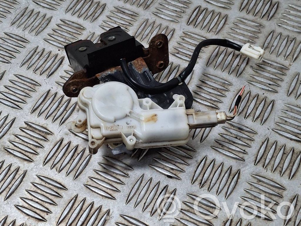 Mazda 3 I Tailgate/trunk/boot lock/catch/latch 